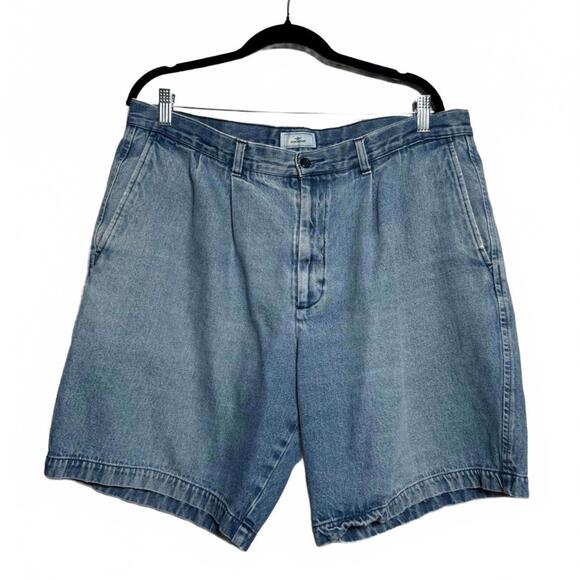 Dockers Other - Dockers‎ Pleated Fit Denim Shorts - Size 38